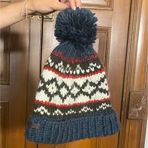 Barbour chunky knit tossle cap